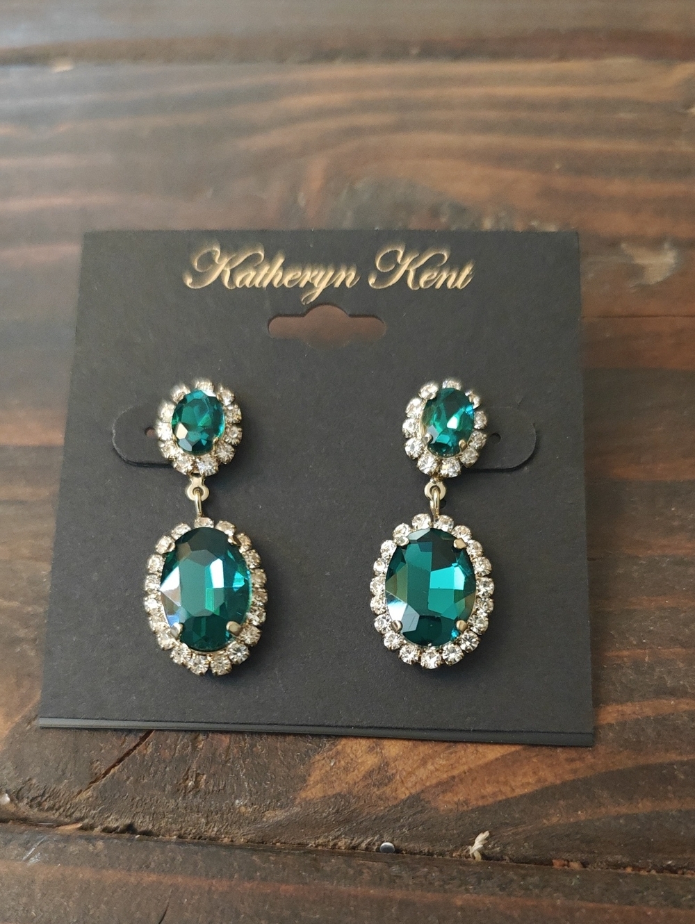 Emerald Green Crystal Drop Earrings AA31 6797
